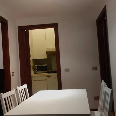 Very Big At 3 Minutes On Foot From Duomo Square Apartment