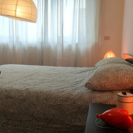 Apartment Very Big At 3 Minutes On Foot From Duomo Square Milan